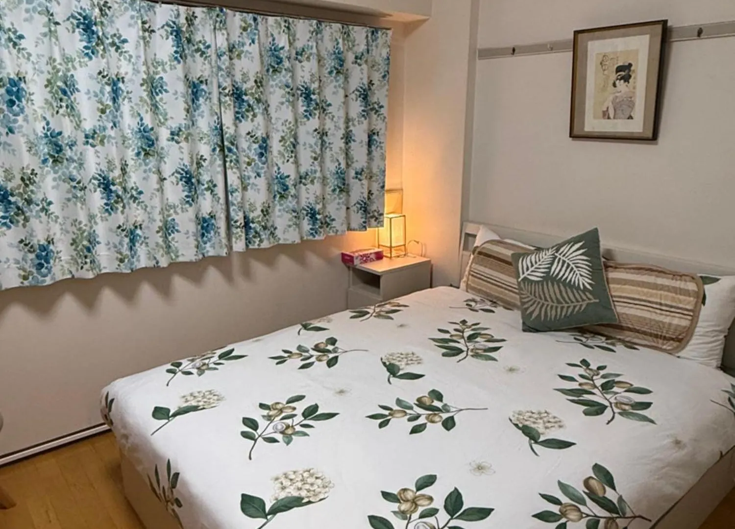 都心の家30 Square Meter King Size Bed With Stepping Rice Tokyo Apartment